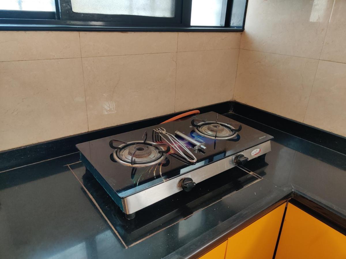 Rajlakshmi Niwas Apartman Szolápur Kültér fotó